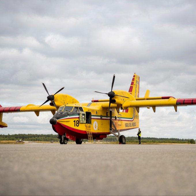 UE mobiliza oito avies de combate a incndios para apoiar Portugal