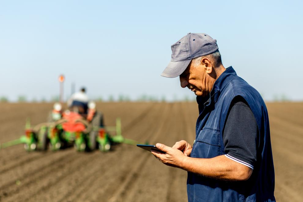 Dilogo estratgico sobre o futuro da agricultura na UE: relatrio final apresentado  presidente Ursula von der Leyen