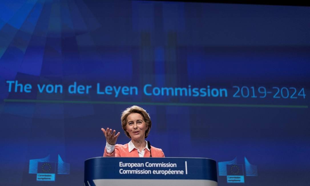 COVID-19: Comisso Europeia intensifica resposta ao surto de coronavrus em todas as frentes