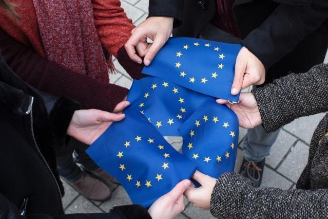 Pilar Europeu dos Direitos Sociais cinco anos depois: dos princípios às ações concretas para uma Europa social forte