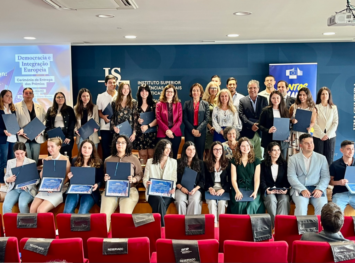 Alunos vencedores da 3 edio do Next Generation: YOU! partem em viagem a Bruxelas